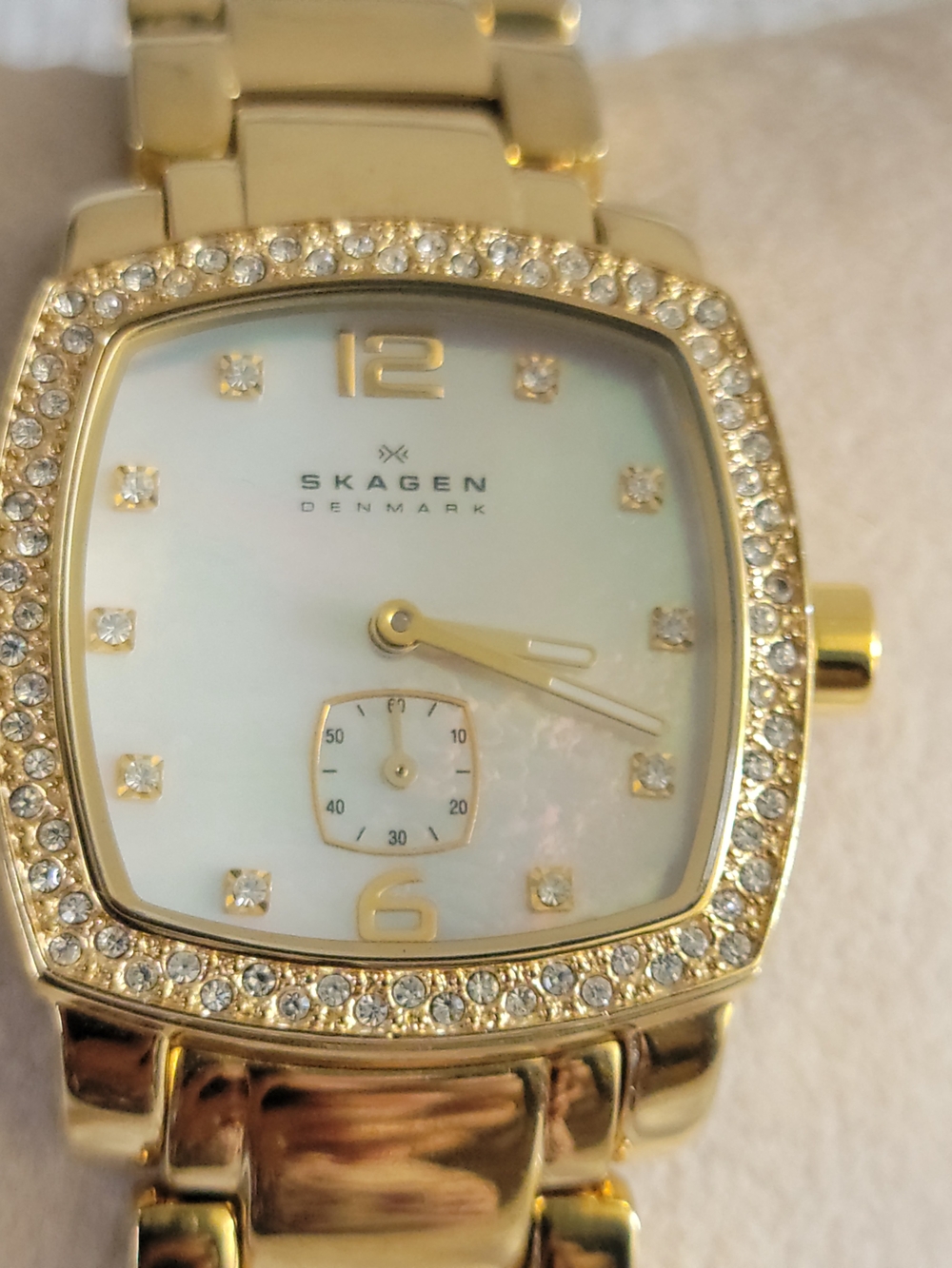 Skagen Denmark MOP Dial Swarovski Crystal Watch ($189 Original)